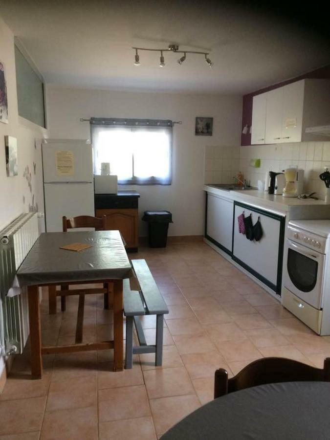 Appartement / Gite Les Papillons Lablachère Esterno foto